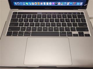 APPLE 2020 500GB I5-10TH MACBOOK PRO A2251